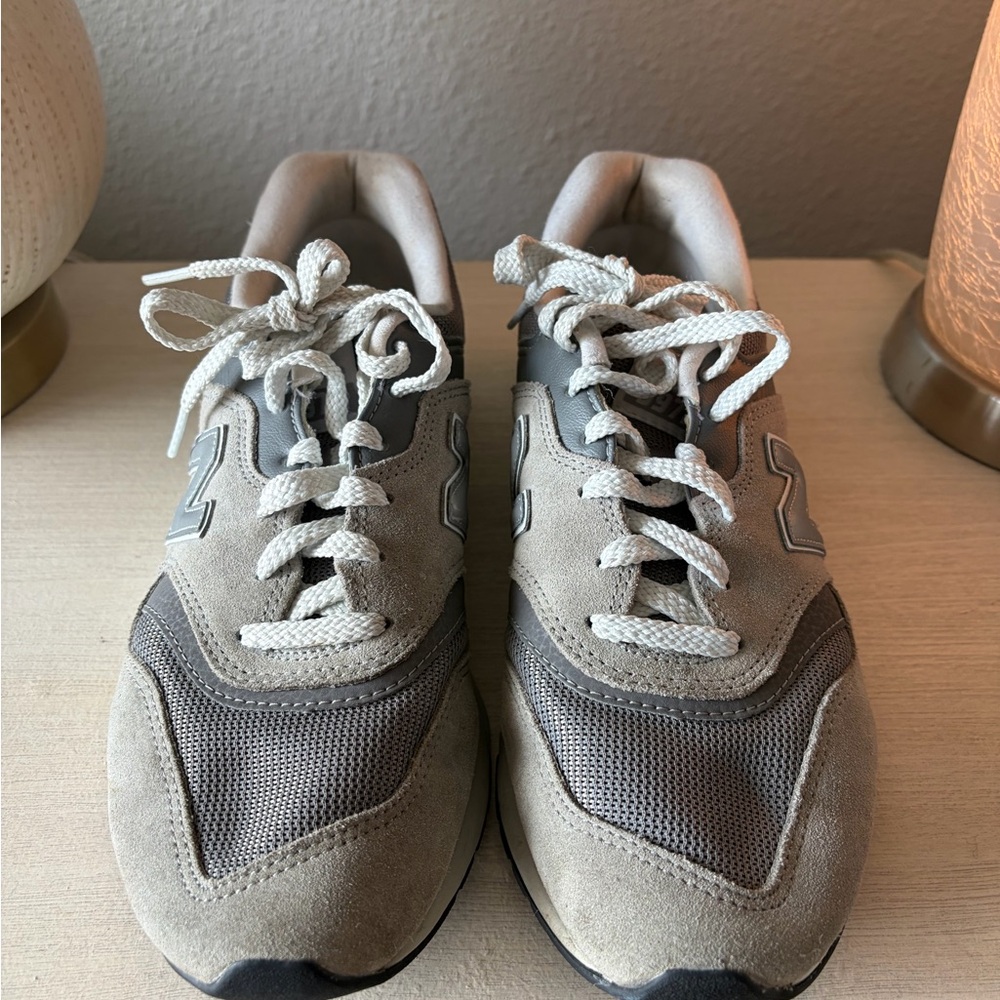 New Balance Women's Gray and Beige Suede Mesh 997h Sneakers